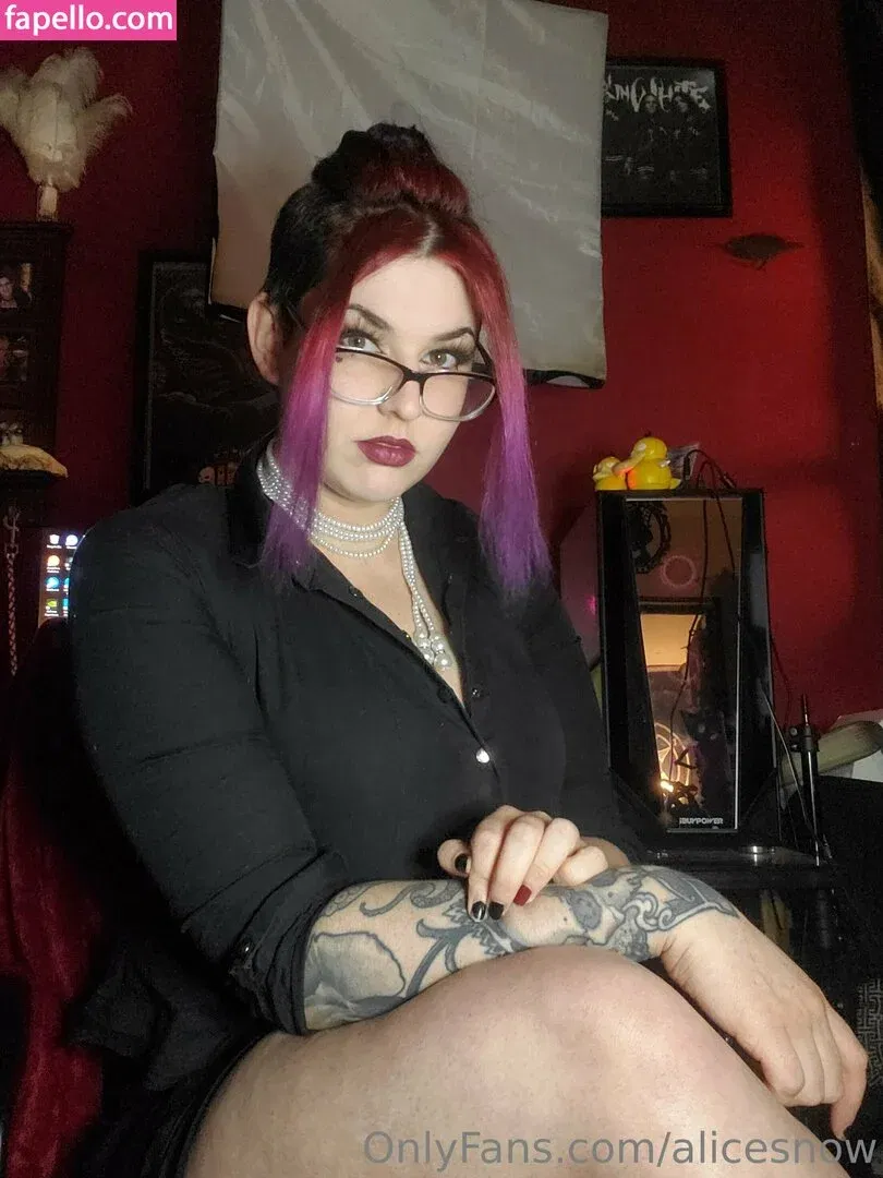 alicesnow / byalicesnow Onlyfans Photo Gallery 