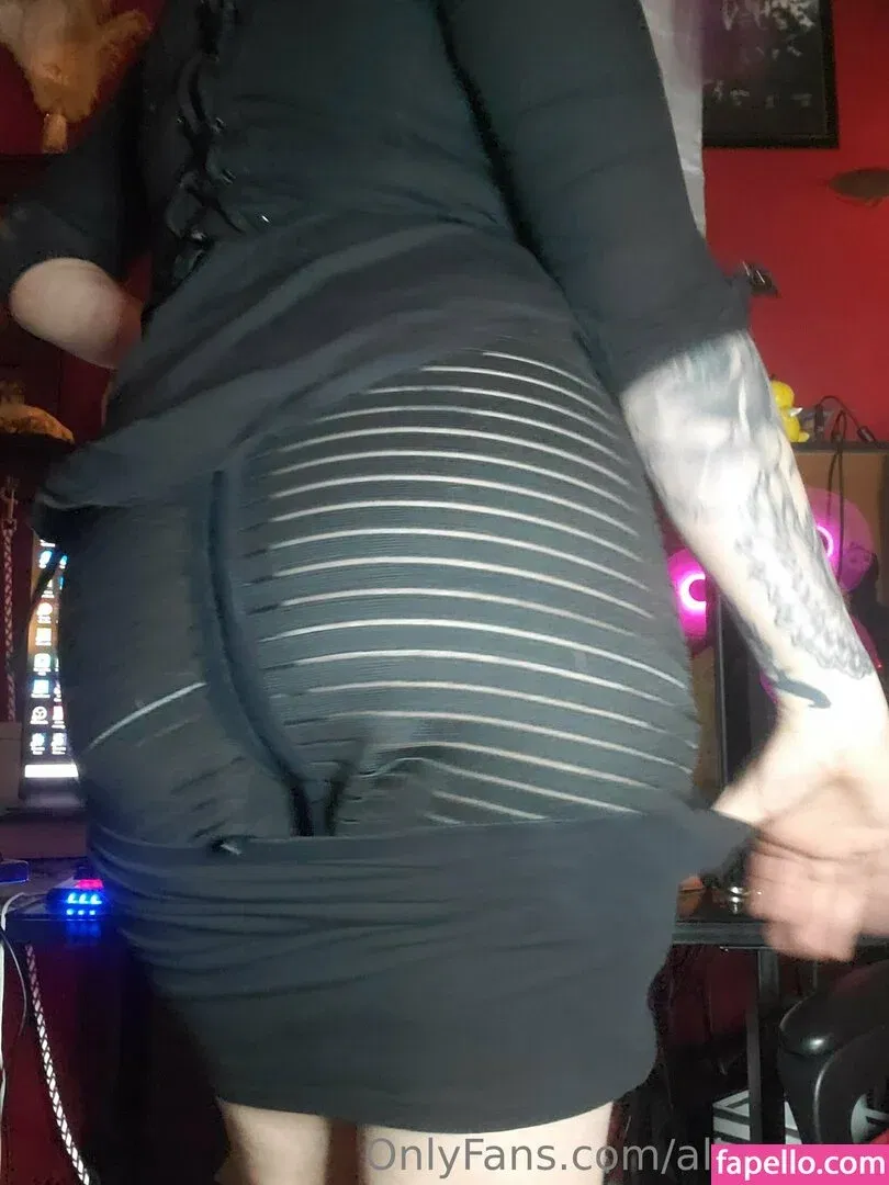 alicesnow / byalicesnow Onlyfans Photo Gallery 