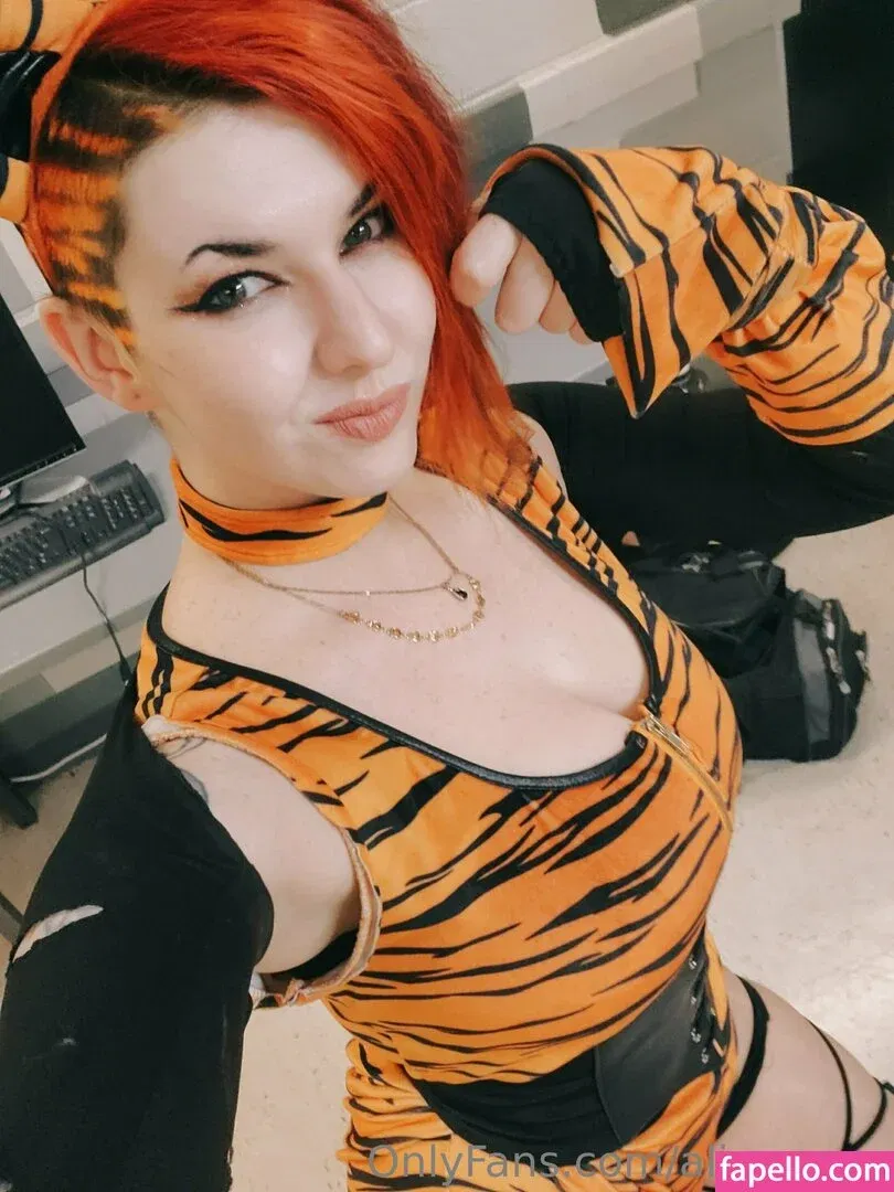 alicesnow / byalicesnow Onlyfans Photo Gallery 