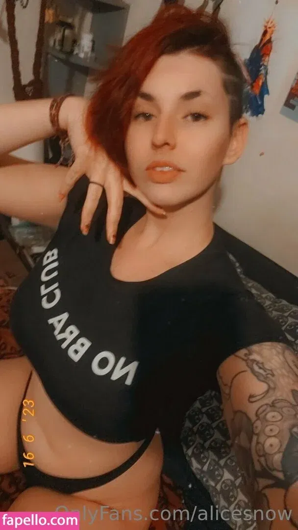 alicesnow / byalicesnow Onlyfans Photo Gallery 