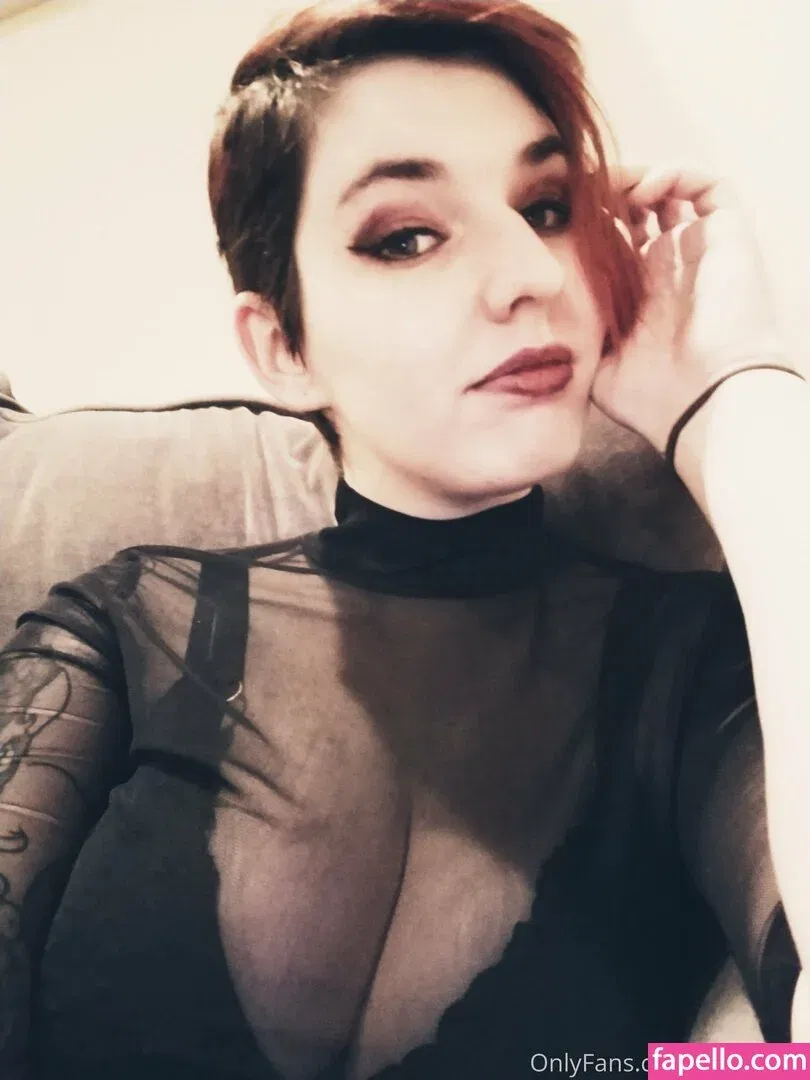 alicesnow / byalicesnow Onlyfans Photo Gallery 