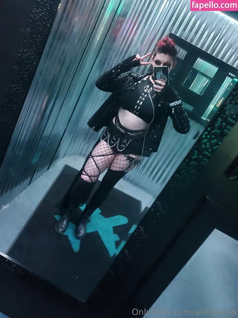 alicesnow / byalicesnow Onlyfans Photo Gallery 