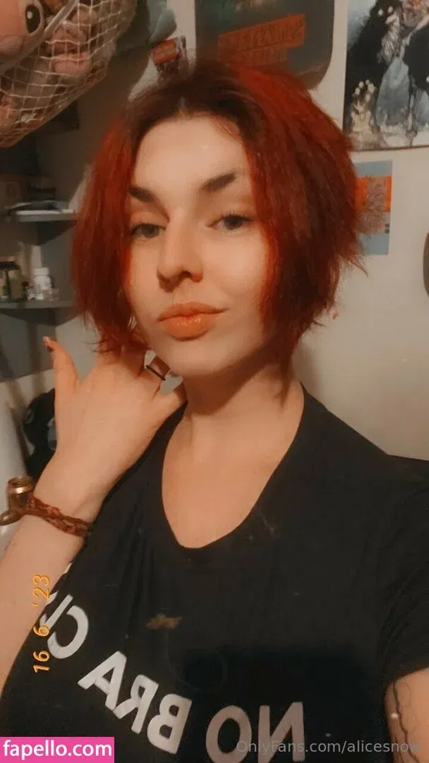 alicesnow / byalicesnow Onlyfans Photo Gallery 
