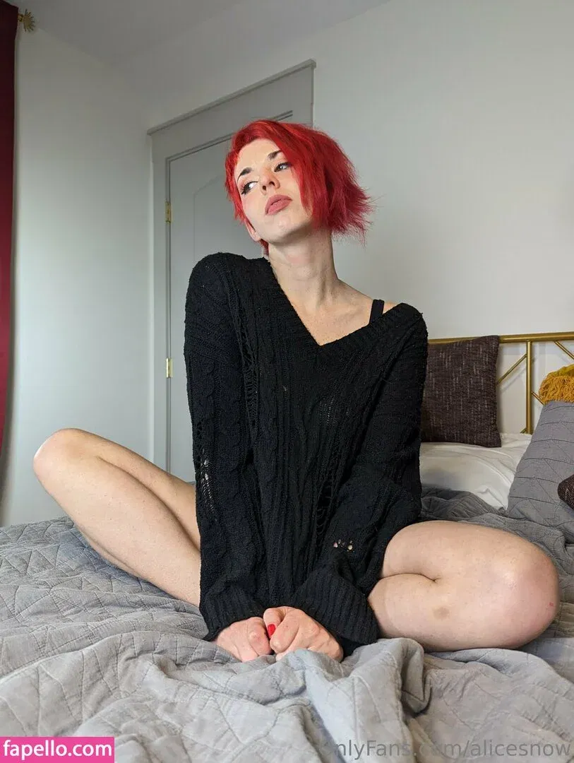alicesnow / byalicesnow Onlyfans Photo Gallery 