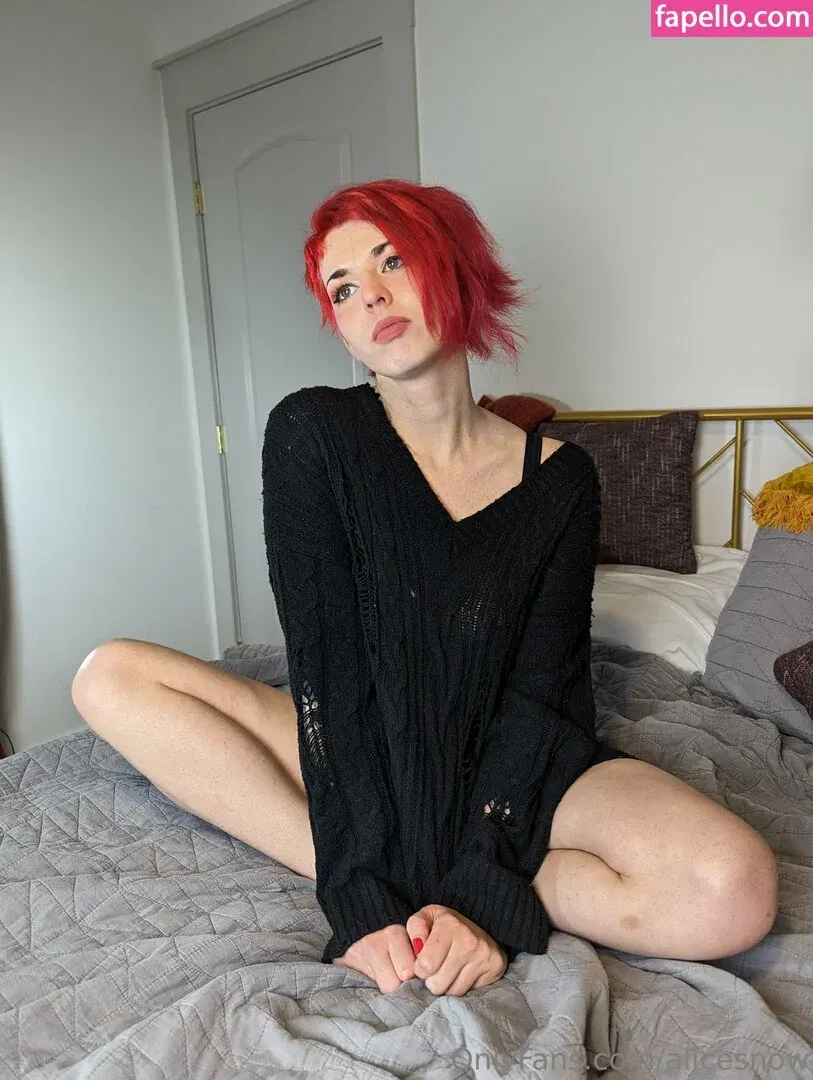 alicesnow / byalicesnow Onlyfans Photo Gallery 