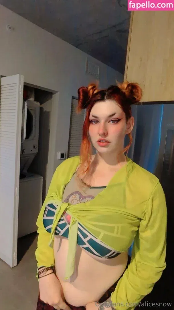 alicesnow / byalicesnow Onlyfans Photo Gallery 