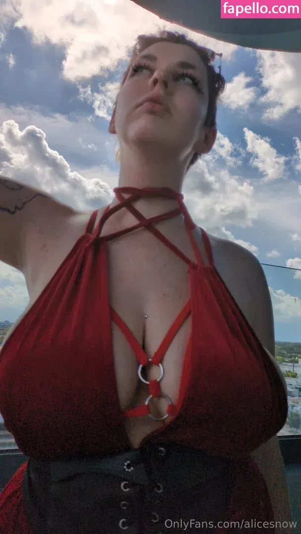 alicesnow / byalicesnow Onlyfans Photo Gallery 