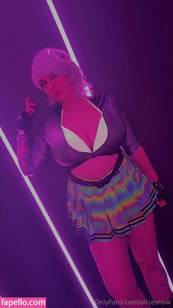 alicesnow / byalicesnow Onlyfans Photo Gallery 