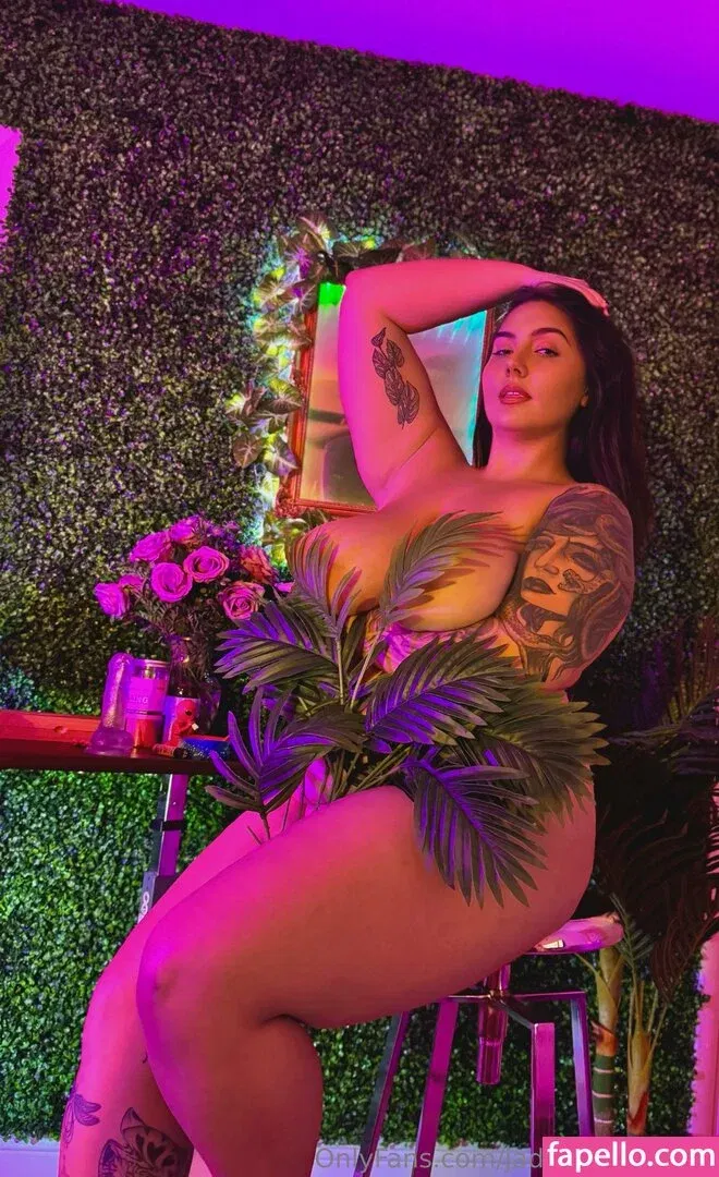 jadynnstonefree / jadynstone_ Onlyfans Photo Gallery 