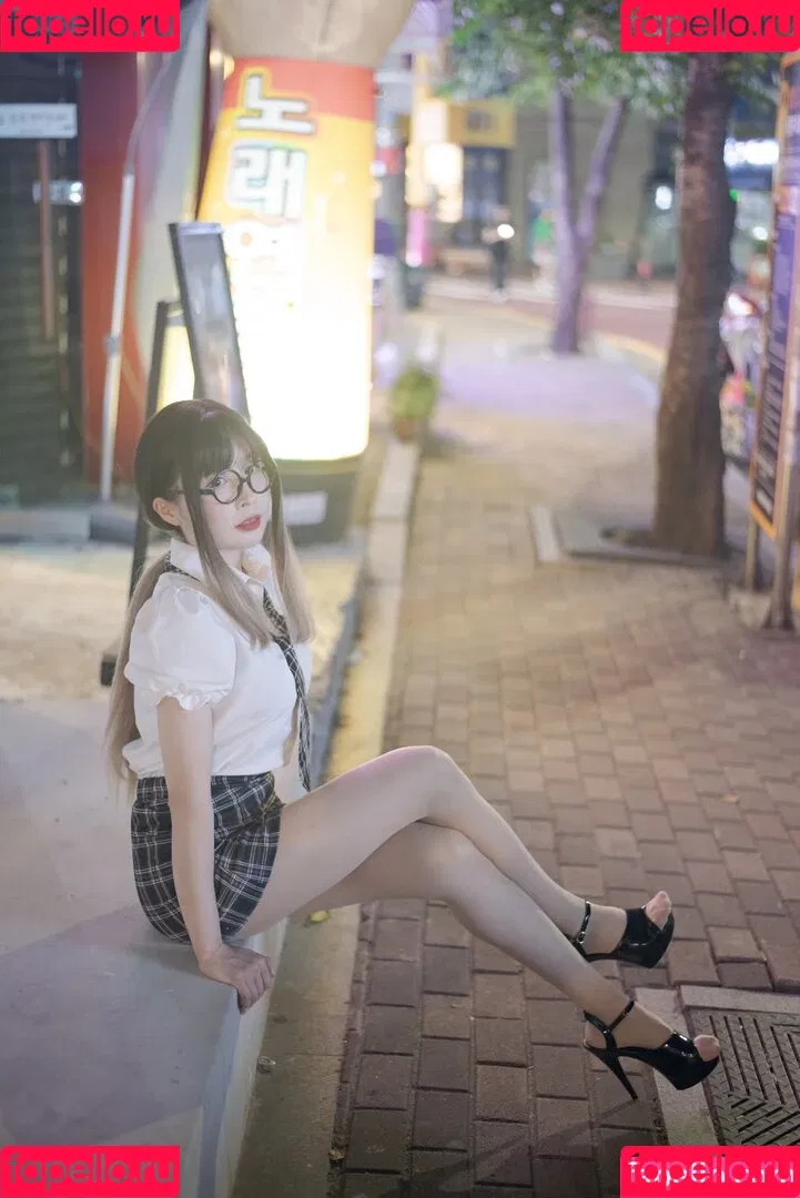 Paula Bulczynska / SPRING STUDIO 봄 / kpop.studio.bom / studiobom Onlyfans Photo Gallery 