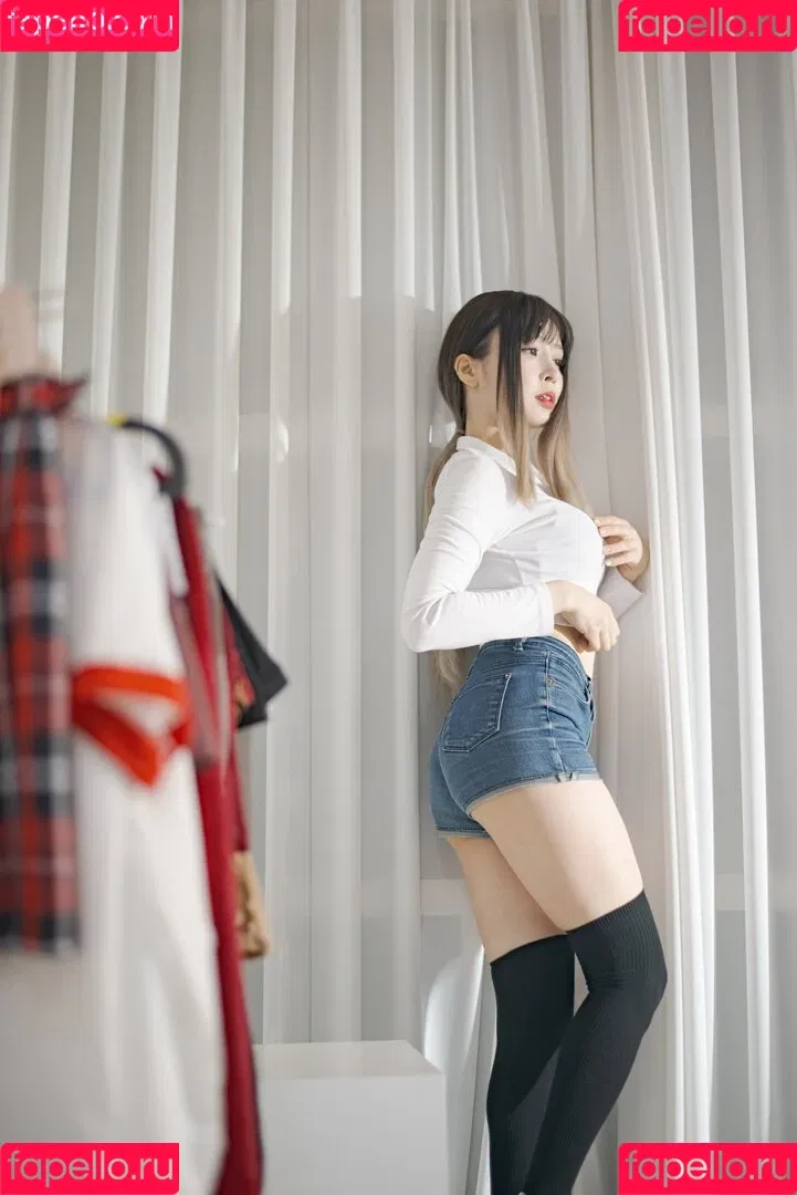 Paula Bulczynska / SPRING STUDIO 봄 / kpop.studio.bom / studiobom Onlyfans Photo Gallery 