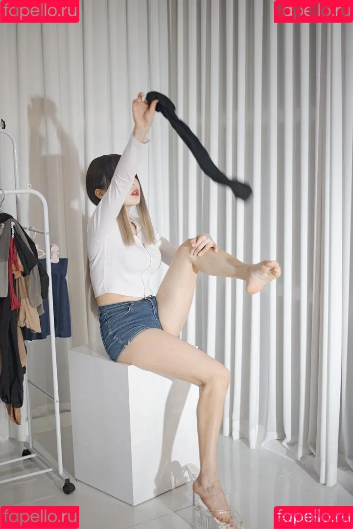 Paula Bulczynska / SPRING STUDIO 봄 / kpop.studio.bom / studiobom Onlyfans Photo Gallery 