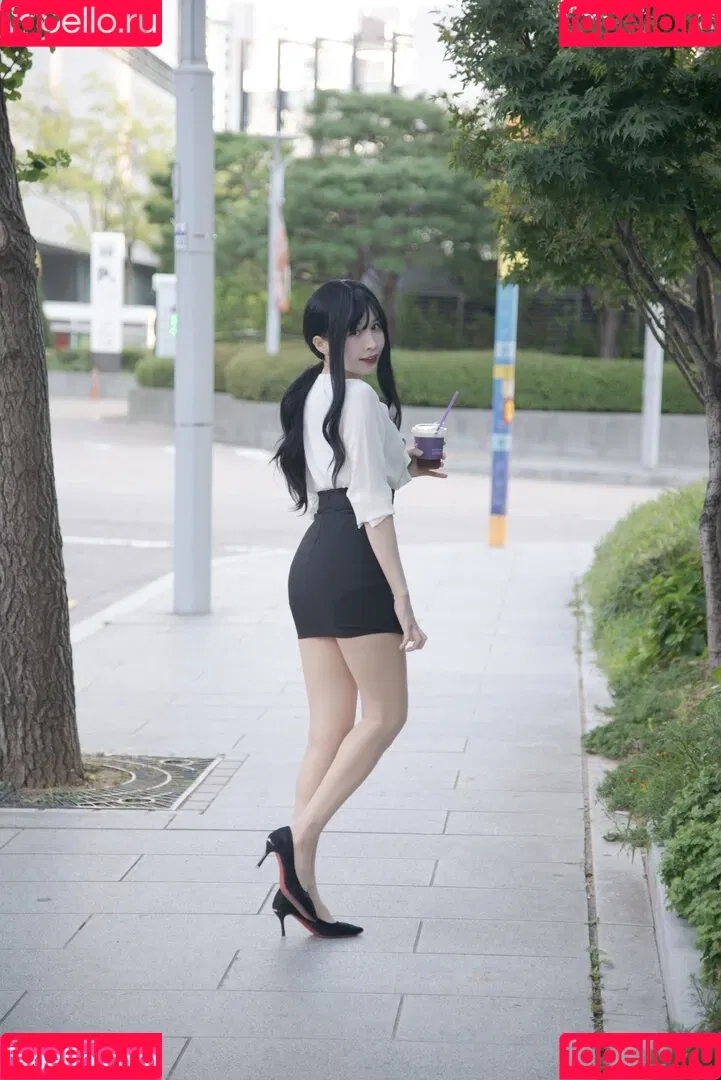 Paula Bulczynska / SPRING STUDIO 봄 / kpop.studio.bom / studiobom Onlyfans Photo Gallery 