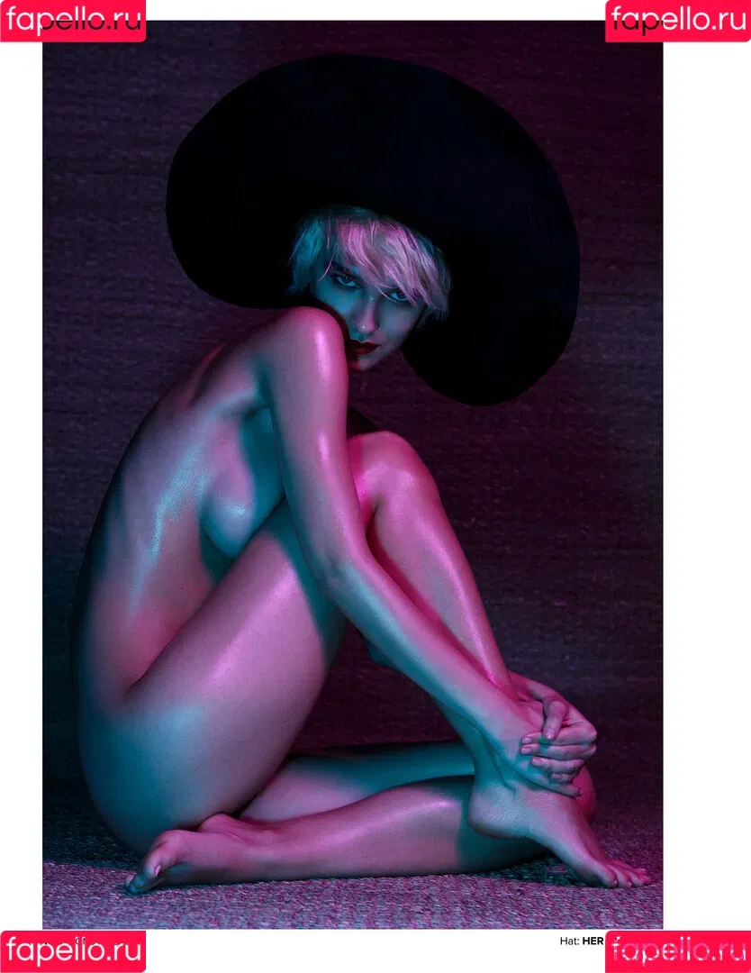 Paula Bulczynska / SPRING STUDIO 봄 / kpop.studio.bom / studiobom Onlyfans Photo Gallery 