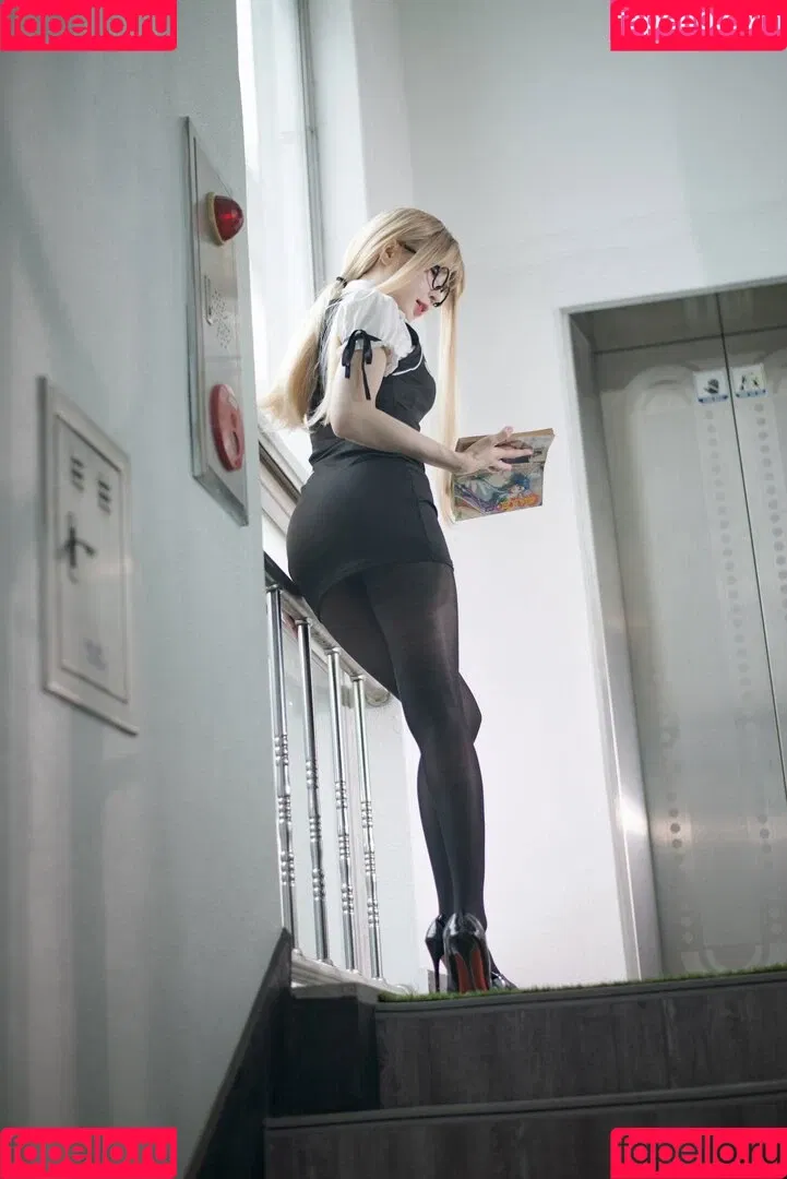 Paula Bulczynska / SPRING STUDIO 봄 / kpop.studio.bom / studiobom Onlyfans Photo Gallery 