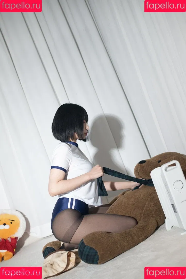 Paula Bulczynska / SPRING STUDIO 봄 / kpop.studio.bom / studiobom Onlyfans Photo Gallery 