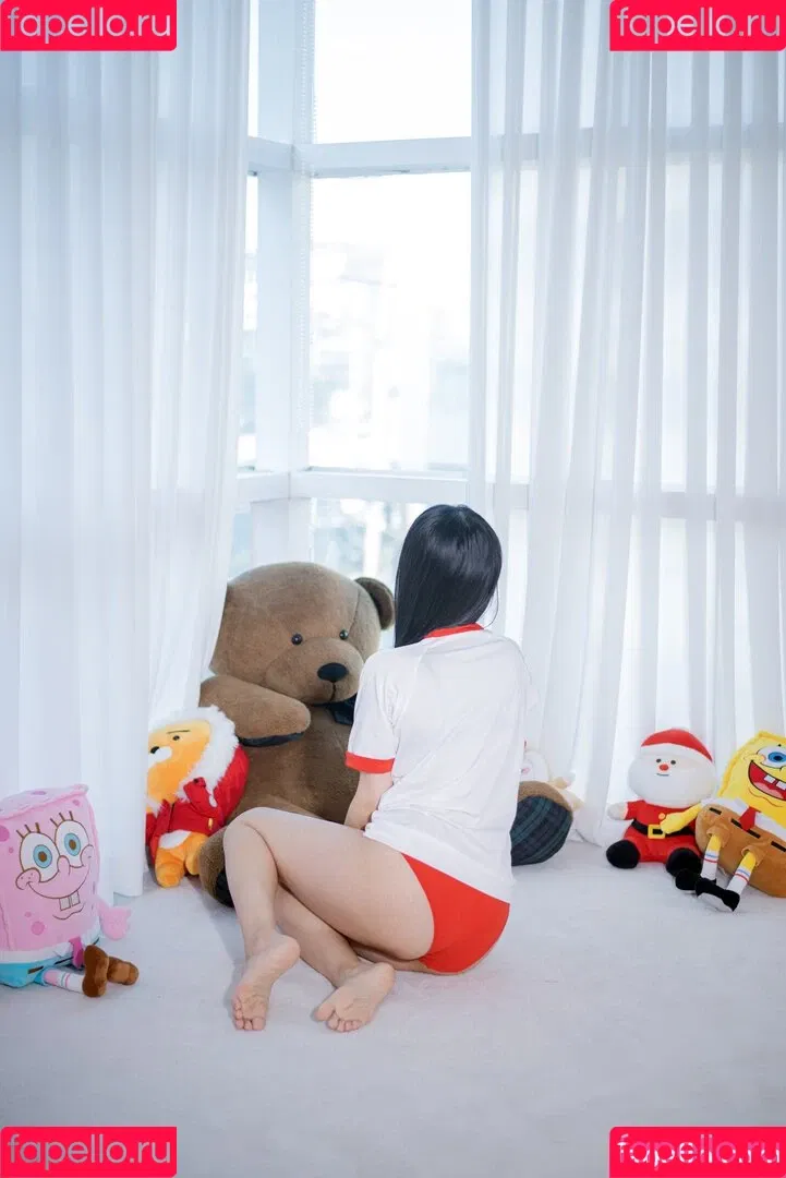 Paula Bulczynska / SPRING STUDIO 봄 / kpop.studio.bom / studiobom Onlyfans Photo Gallery 