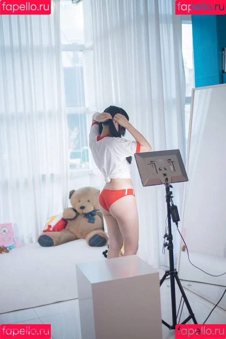 Paula Bulczynska / SPRING STUDIO 봄 / kpop.studio.bom / studiobom Onlyfans Photo Gallery 