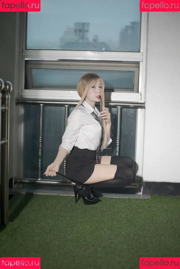 Paula Bulczynska / SPRING STUDIO 봄 / kpop.studio.bom / studiobom Onlyfans Photo Gallery 