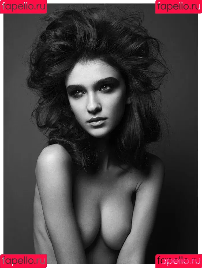 Paula Bulczynska / SPRING STUDIO 봄 / kpop.studio.bom / studiobom Onlyfans Photo Gallery 