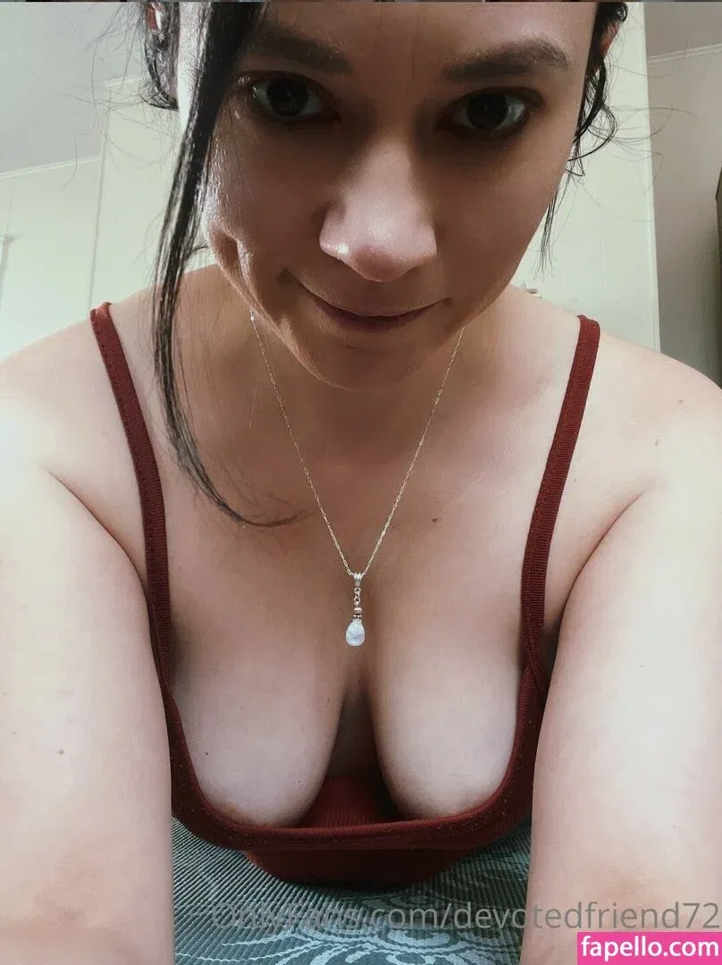 devotedfriend72 Onlyfans Photo Gallery 