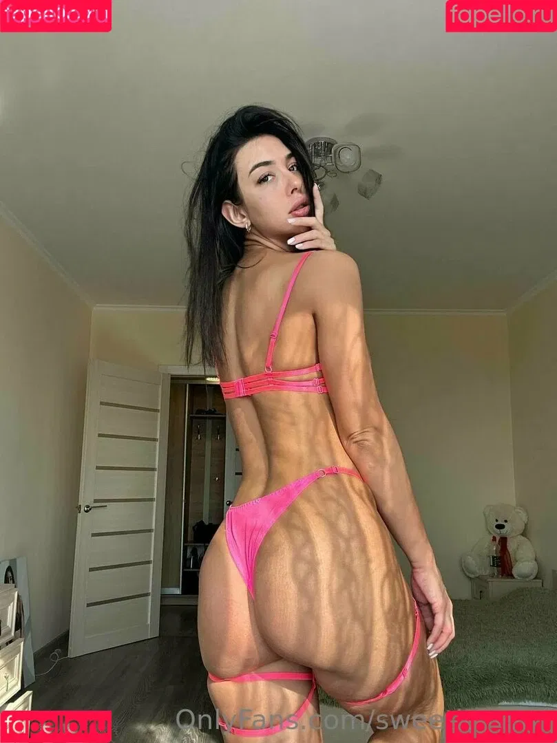 Terri7 / sweetie_terri / sweetieirieofficial Onlyfans Photo Gallery 