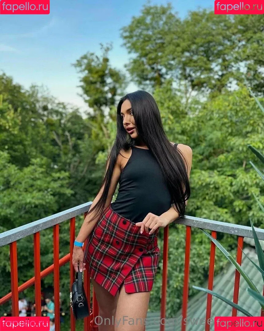 Terri7 / sweetie_terri / sweetieirieofficial Onlyfans Photo Gallery 