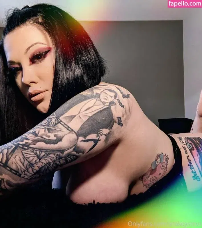 SnakeySmut / Victoria / https: / reel Onlyfans Photo Gallery 