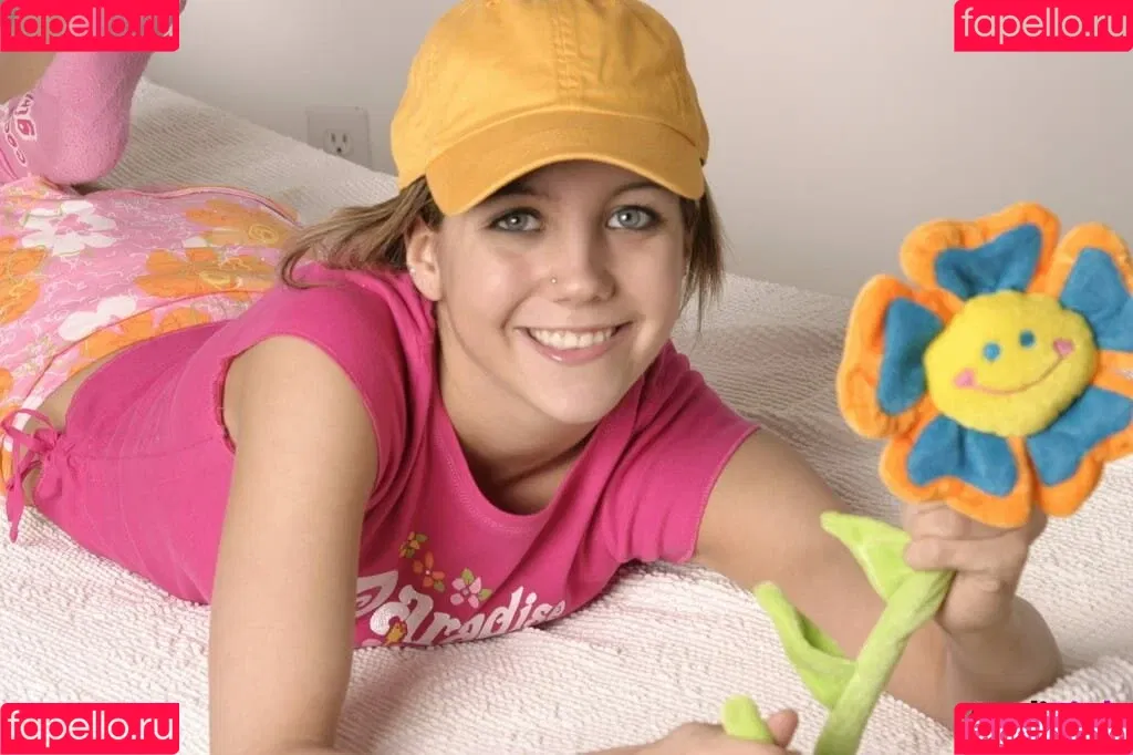 Andi Land / andiland / land8576 / therealandiland Onlyfans Photo Gallery 
