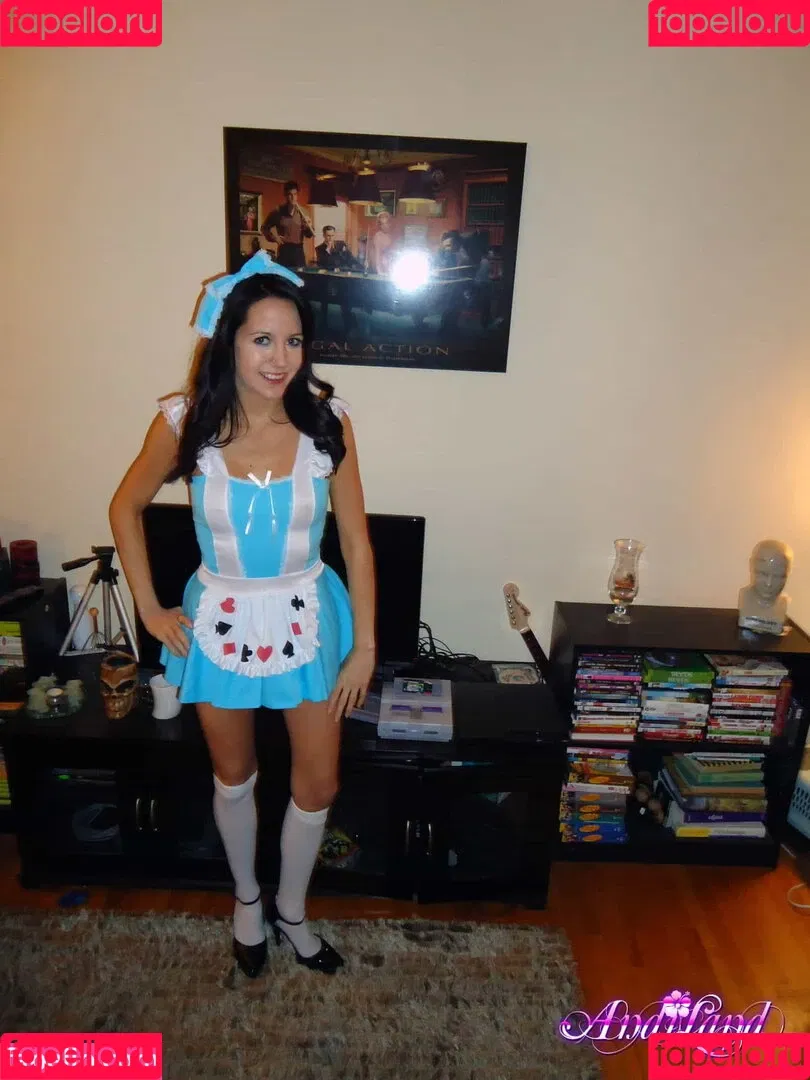 Andi Land / andiland / land8576 / therealandiland Onlyfans Photo Gallery 