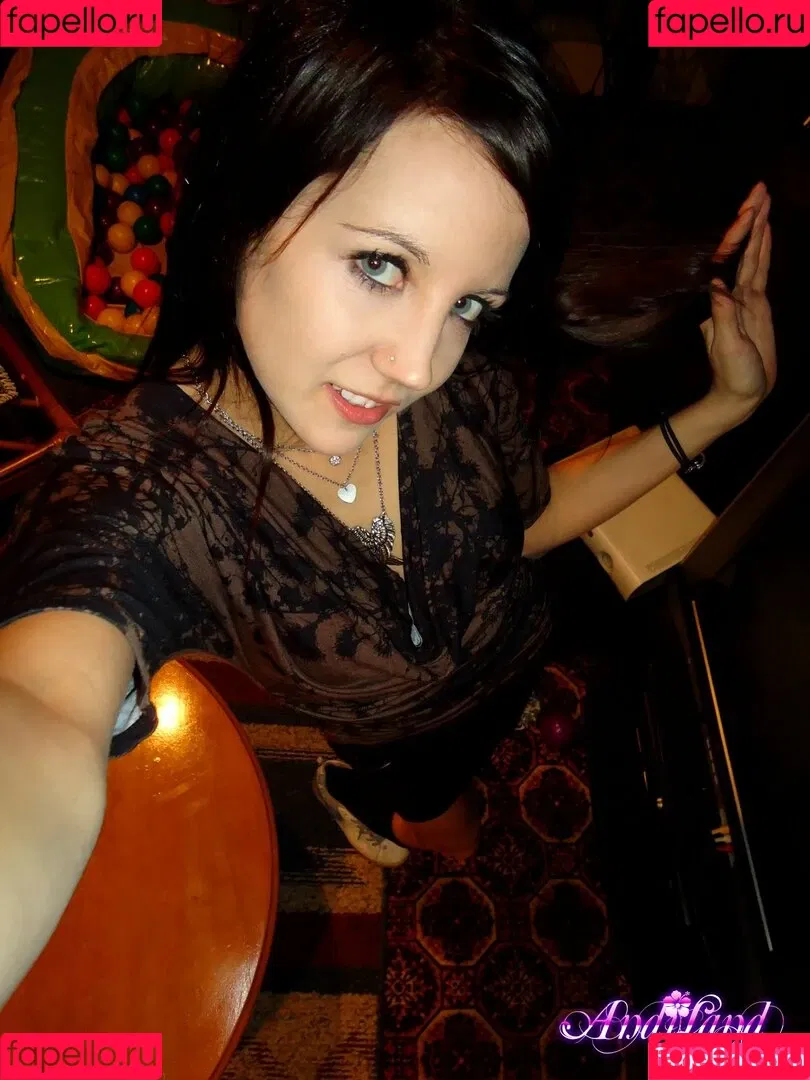 Andi Land / andiland / land8576 / therealandiland Onlyfans Photo Gallery 