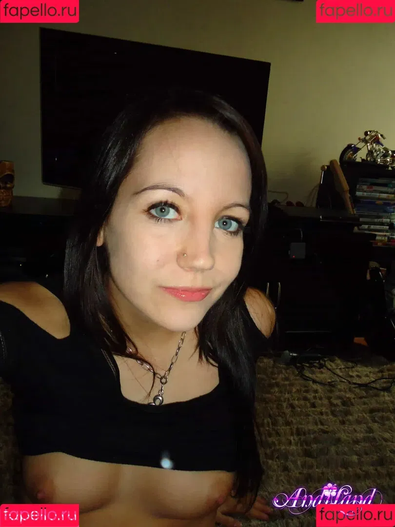 Andi Land / andiland / land8576 / therealandiland Onlyfans Photo Gallery 
