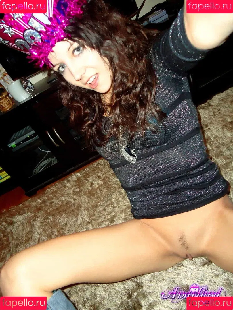 Andi Land / andiland / land8576 / therealandiland Onlyfans Photo Gallery 
