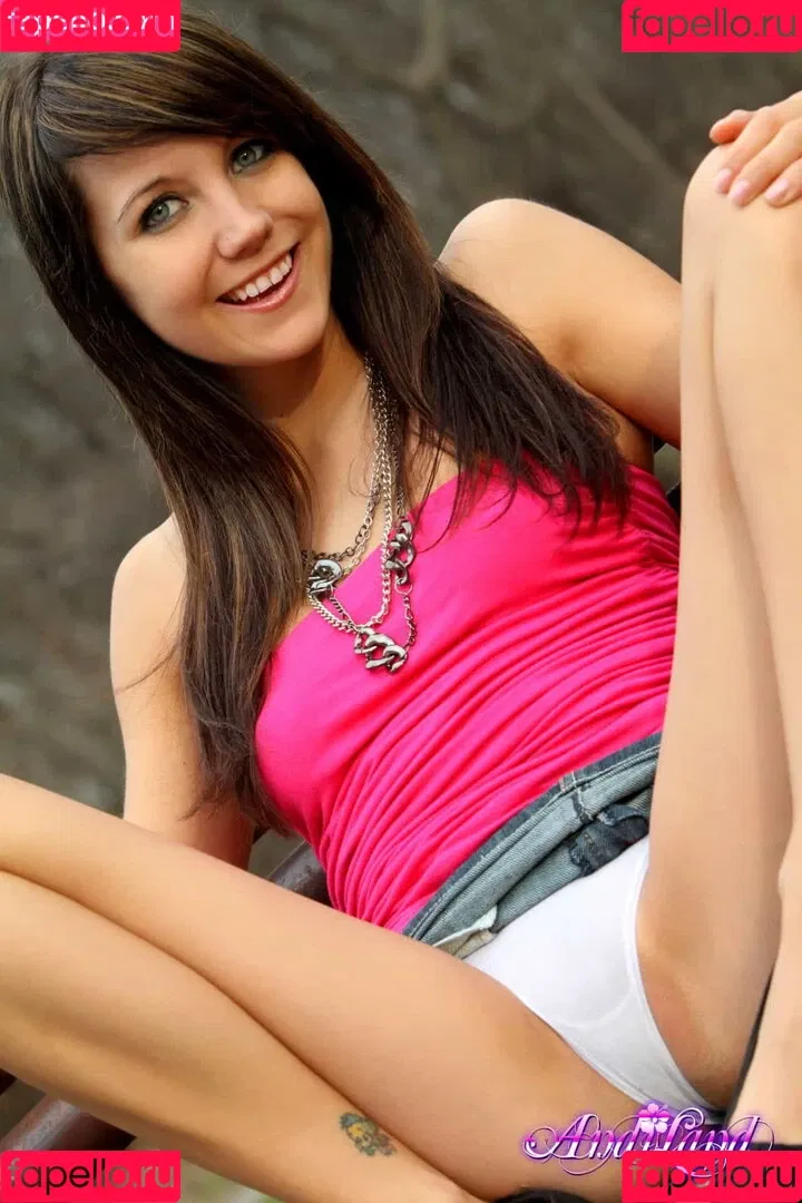 Andi Land / andiland / land8576 / therealandiland Onlyfans Photo Gallery 