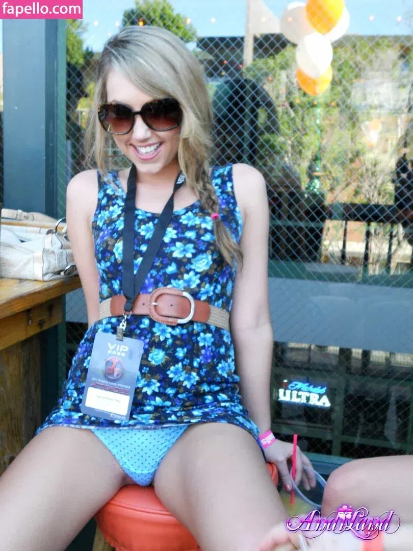 Andi Land / andiland / land8576 / therealandiland Onlyfans Photo Gallery 