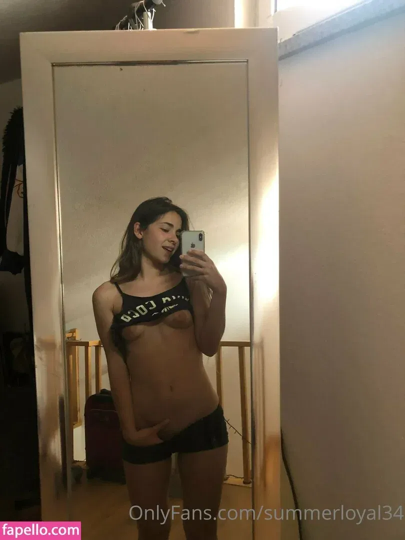 onlyariiiii / summerloyal34 Onlyfans Photo Gallery 