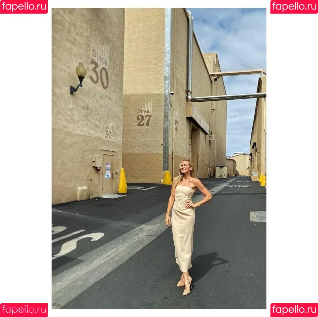 Shantel VanSanten / therealshantel Onlyfans Photo Gallery 