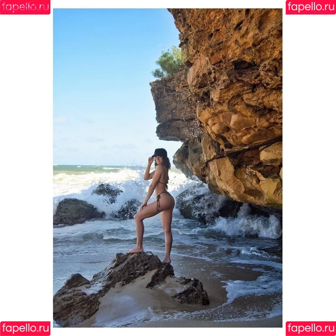 Shantel VanSanten / therealshantel Onlyfans Photo Gallery 