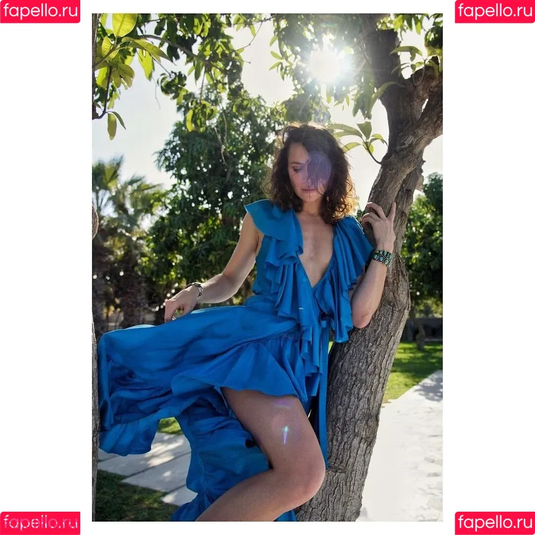 Shantel VanSanten / therealshantel Onlyfans Photo Gallery 