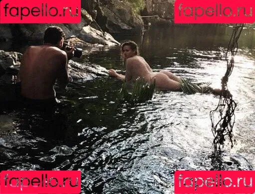 Shantel VanSanten / therealshantel Onlyfans Photo Gallery 