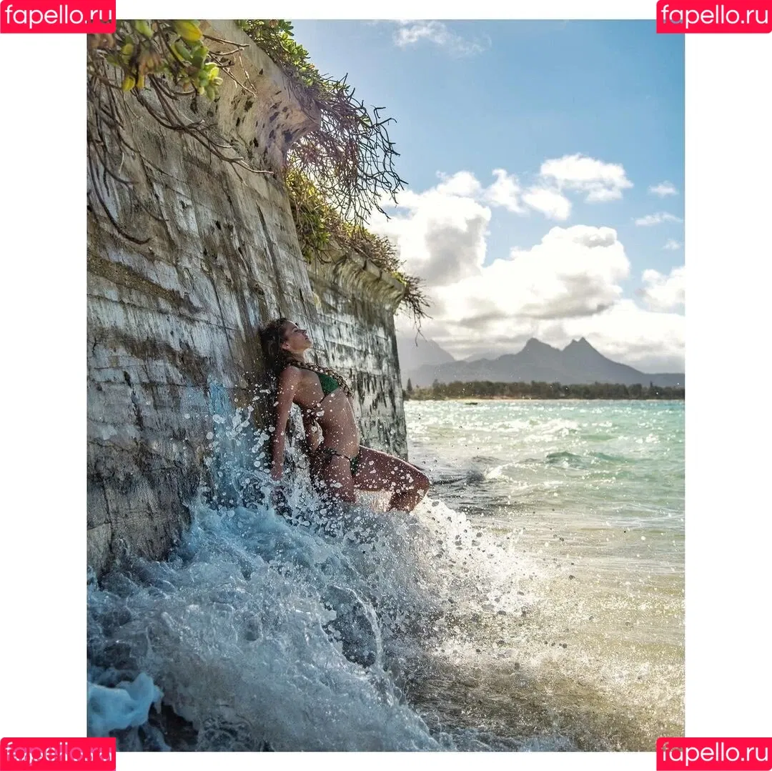 Shantel VanSanten / therealshantel Onlyfans Photo Gallery 