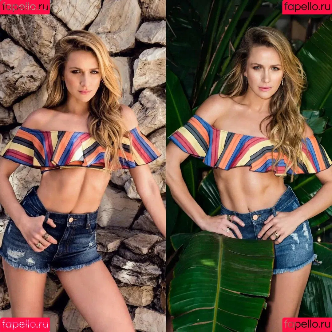 Shantel VanSanten / therealshantel Onlyfans Photo Gallery 
