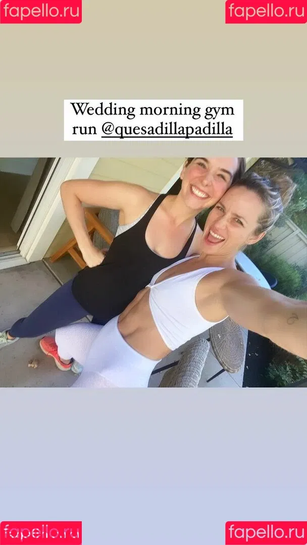 Shantel VanSanten / therealshantel Onlyfans Photo Gallery 