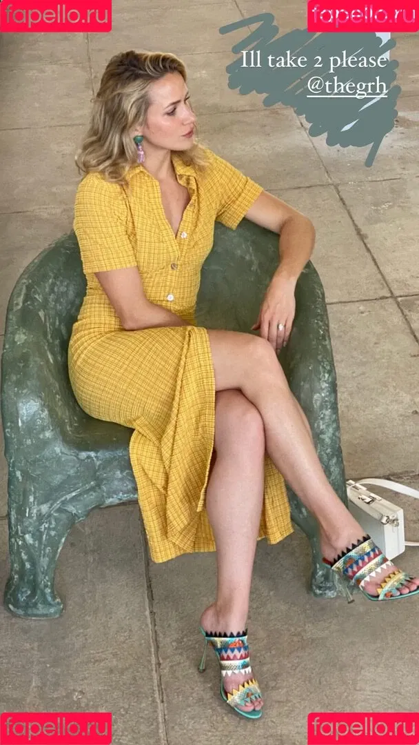 Shantel VanSanten / therealshantel Onlyfans Photo Gallery 