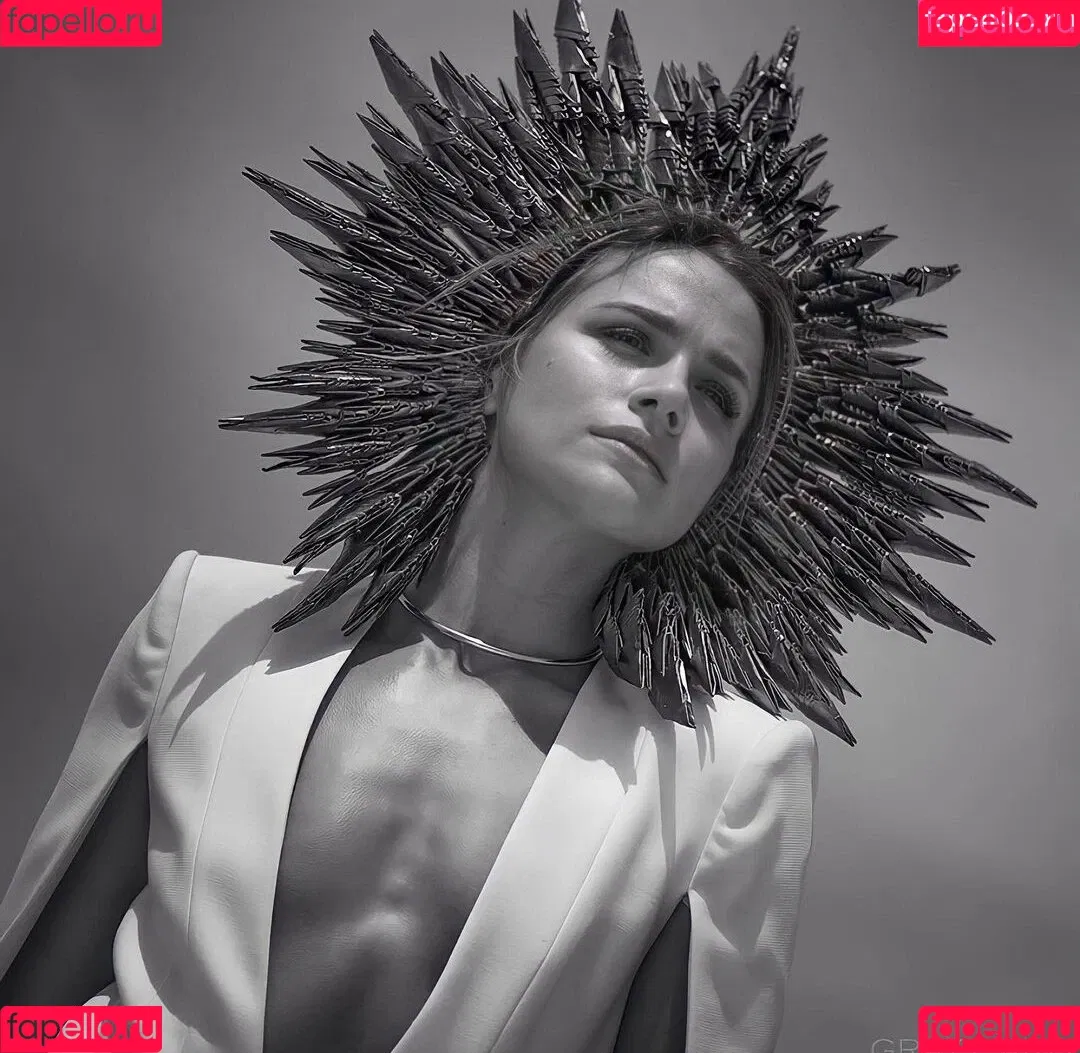 Shantel VanSanten / therealshantel Onlyfans Photo Gallery 
