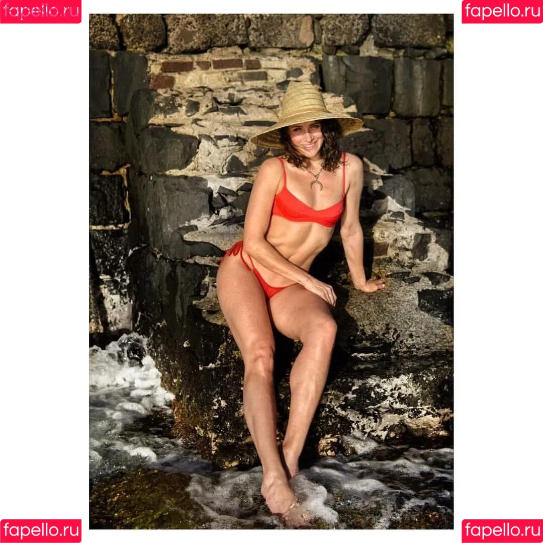 Shantel VanSanten / therealshantel Onlyfans Photo Gallery 