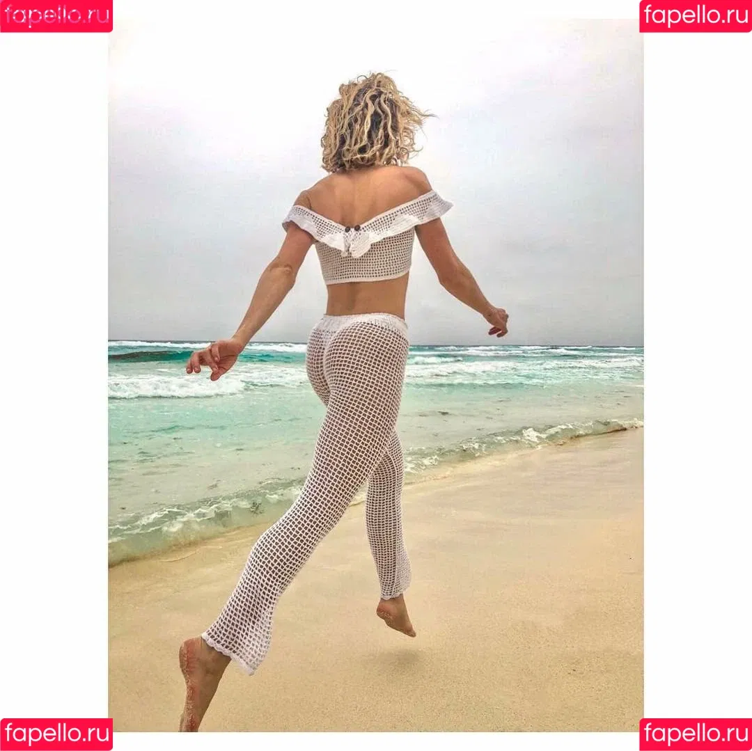 Shantel VanSanten / therealshantel Onlyfans Photo Gallery 