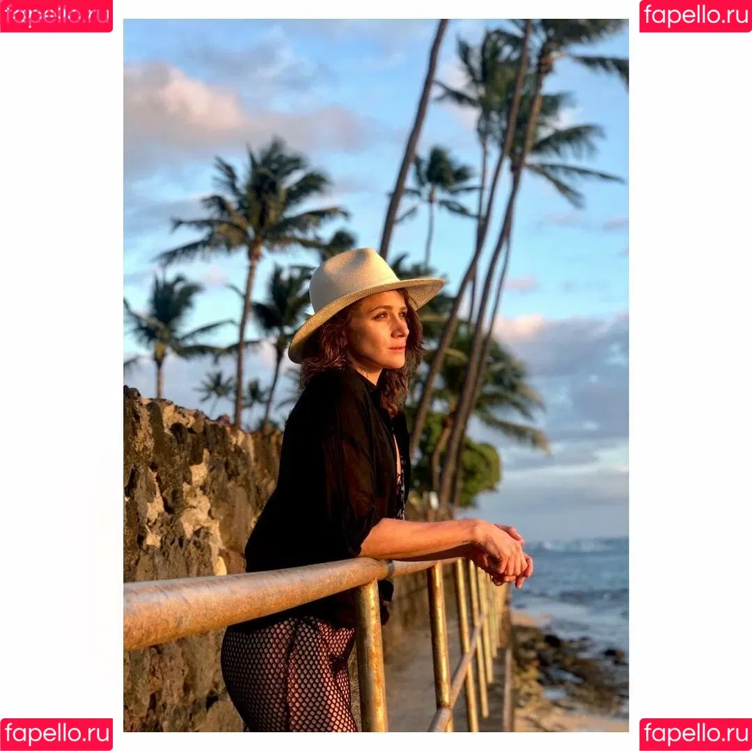 Shantel VanSanten / therealshantel Onlyfans Photo Gallery 