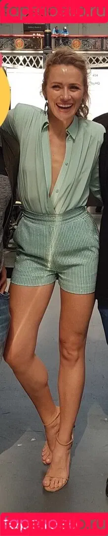 Shantel VanSanten / therealshantel Onlyfans Photo Gallery 
