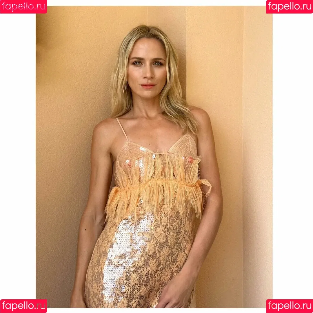 Shantel VanSanten / therealshantel Onlyfans Photo Gallery 